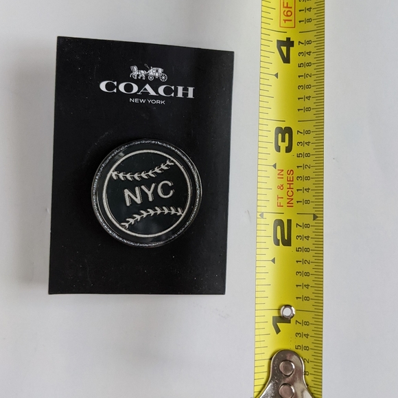 Coach Varsity New York NYC Baseball Pin - Picture 5 of 8